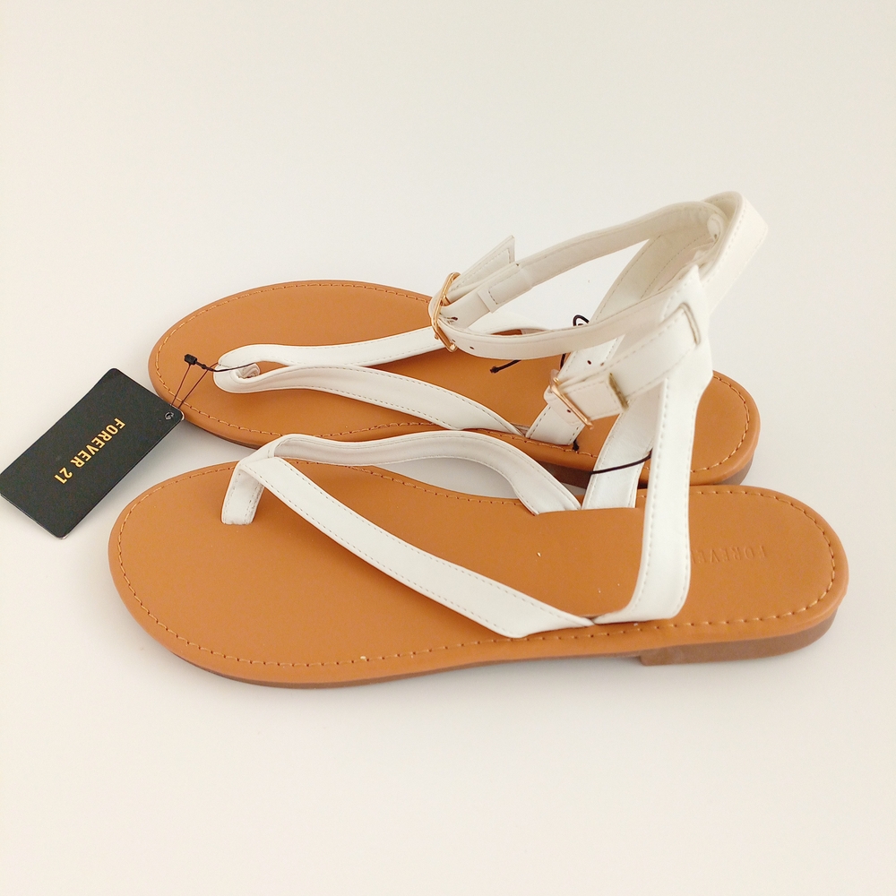 Forever 21 White Tan Tong Sandals With Ankle Straps Minimalist Design Size US 8